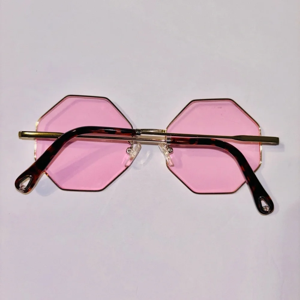 Trendy Pink Geometric Sunglasses